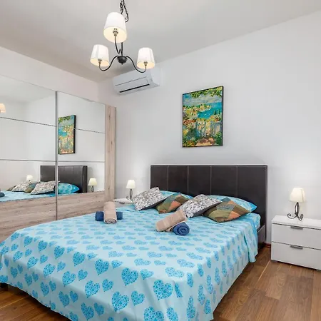 Apartman Vera Pula Exterior photo